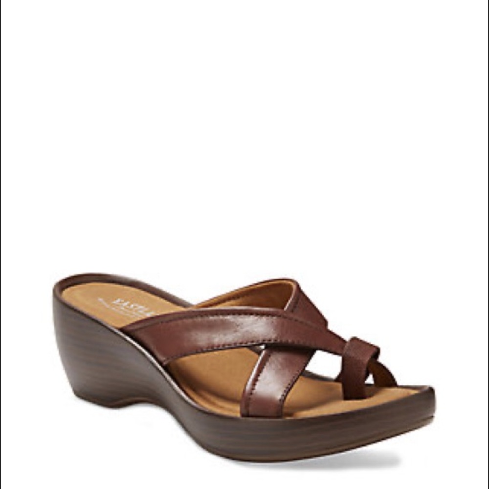 Eastland Willow Wedge Sandal Size 9